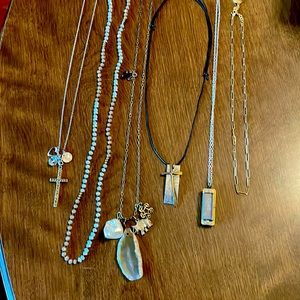 Necklace assortment (5)
